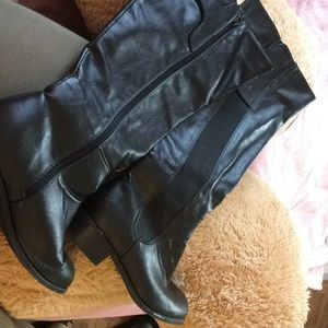 Calf boots